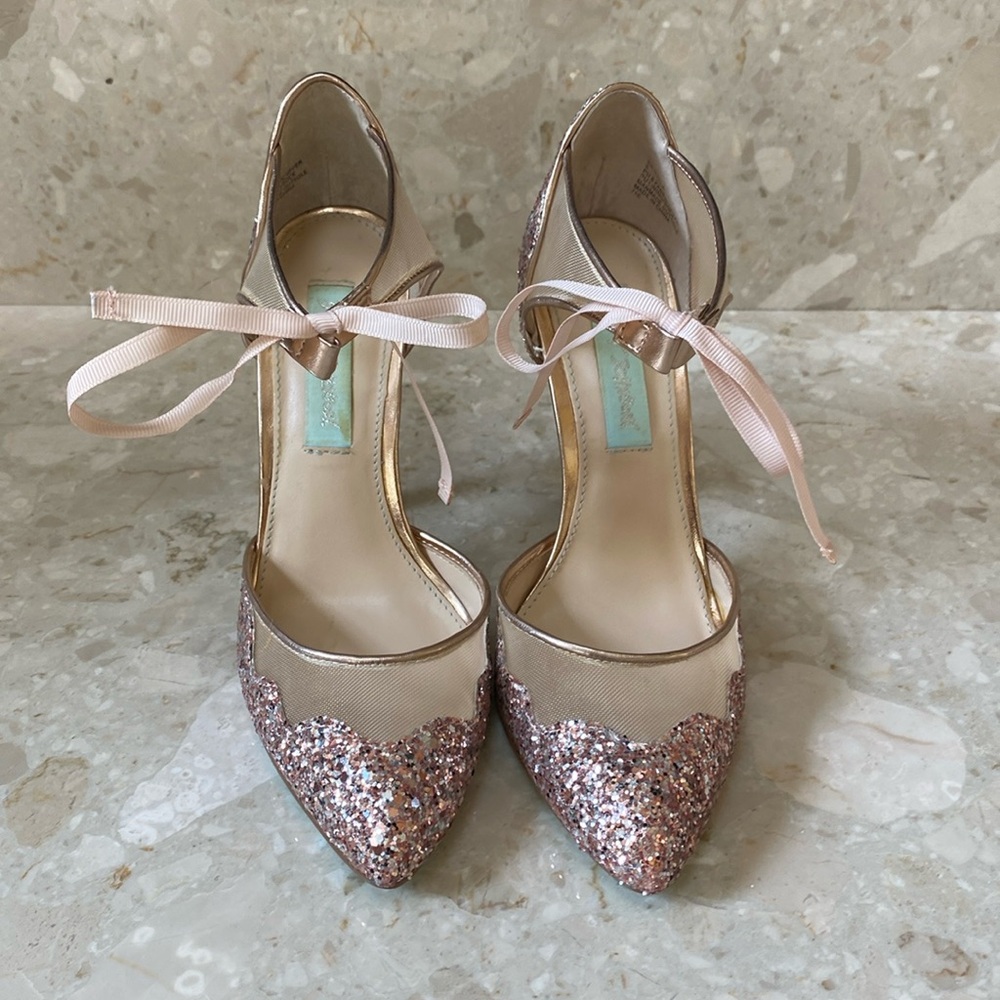 Elegant Glitter Pink Heels